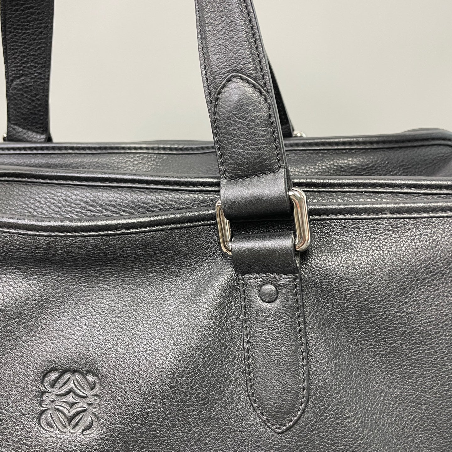 Loewe Black