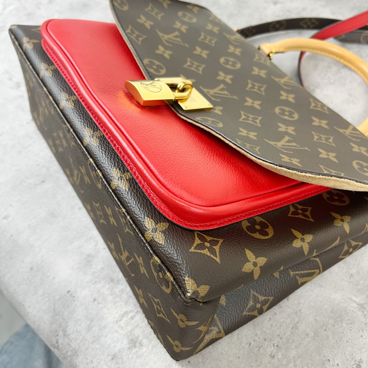 Louis Vuitton Red Messenger Bag M44286