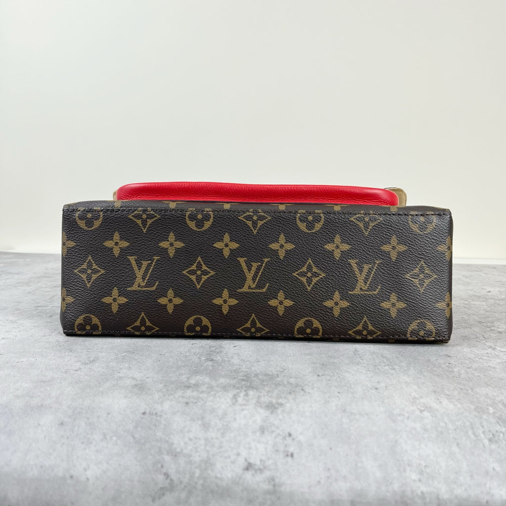 Louis Vuitton Red Messenger Bag M44286