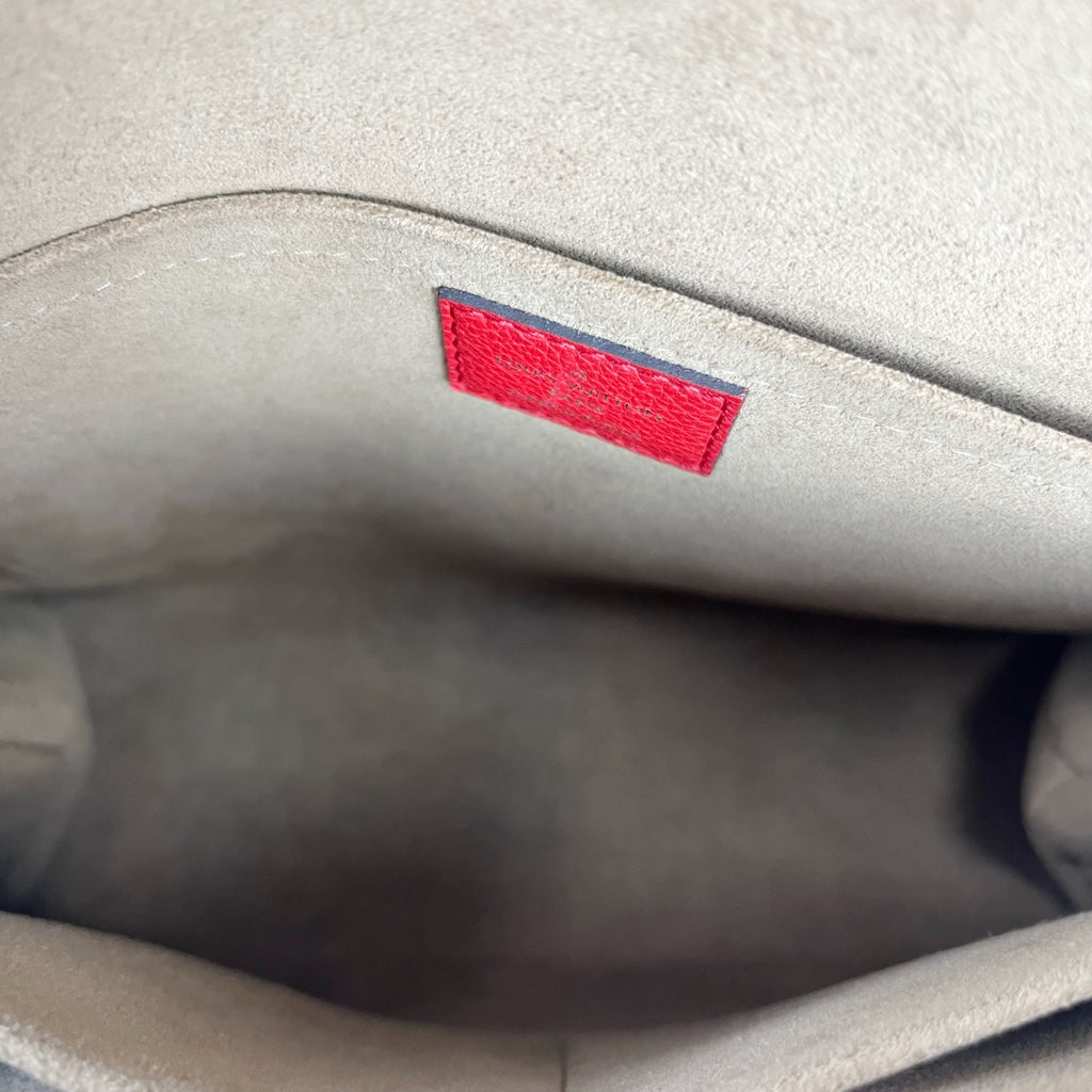 Louis Vuitton Red Messenger Bag M44286