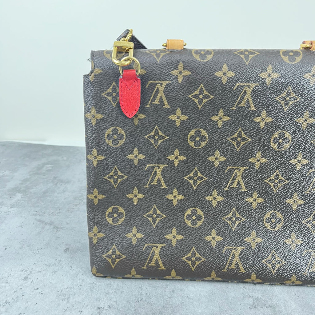 Louis Vuitton Red Messenger Bag M44286