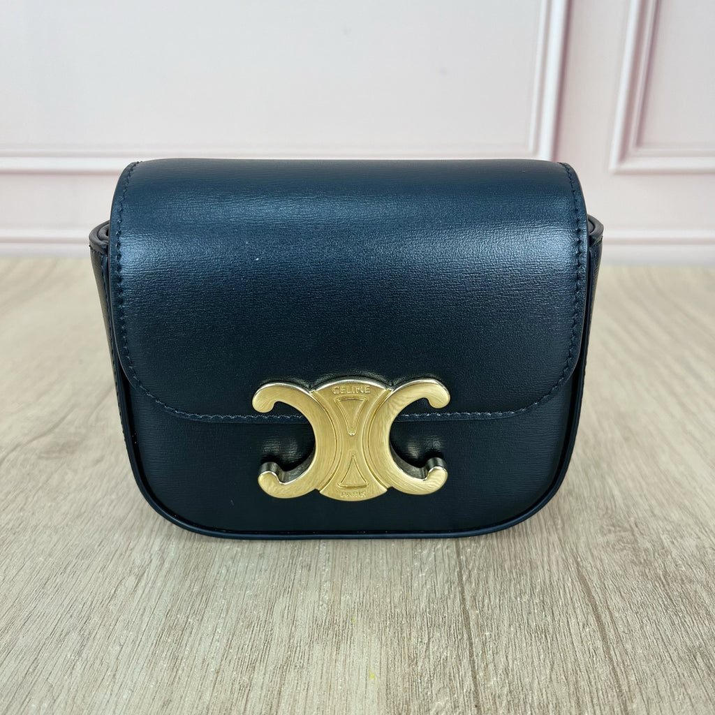 Celine TRIOMPHE Mini Glossy Calfskin Handbag 10I513DPV.38NO