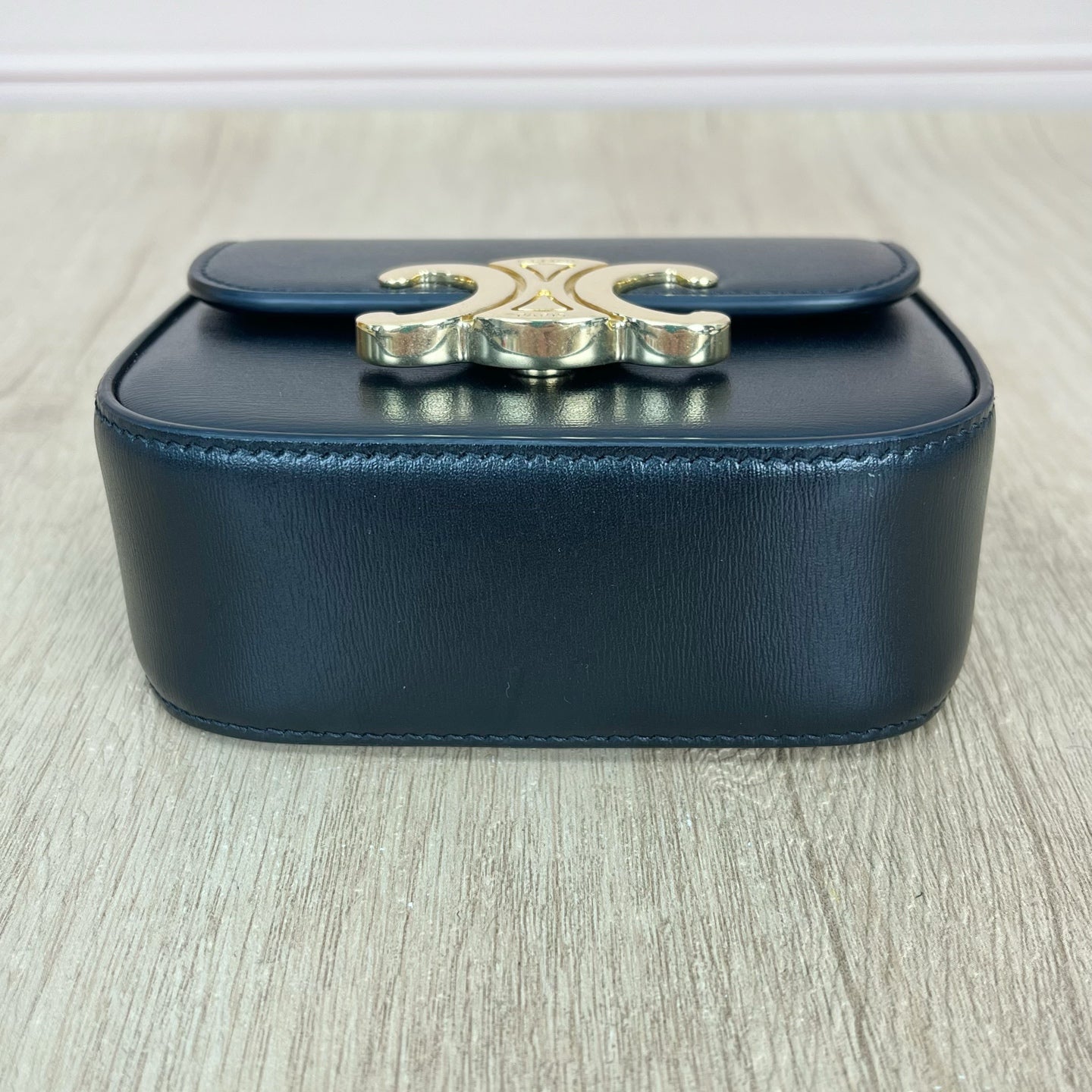 Celine TRIOMPHE Mini Glossy Calfskin Handbag 10I513DPV.38NO