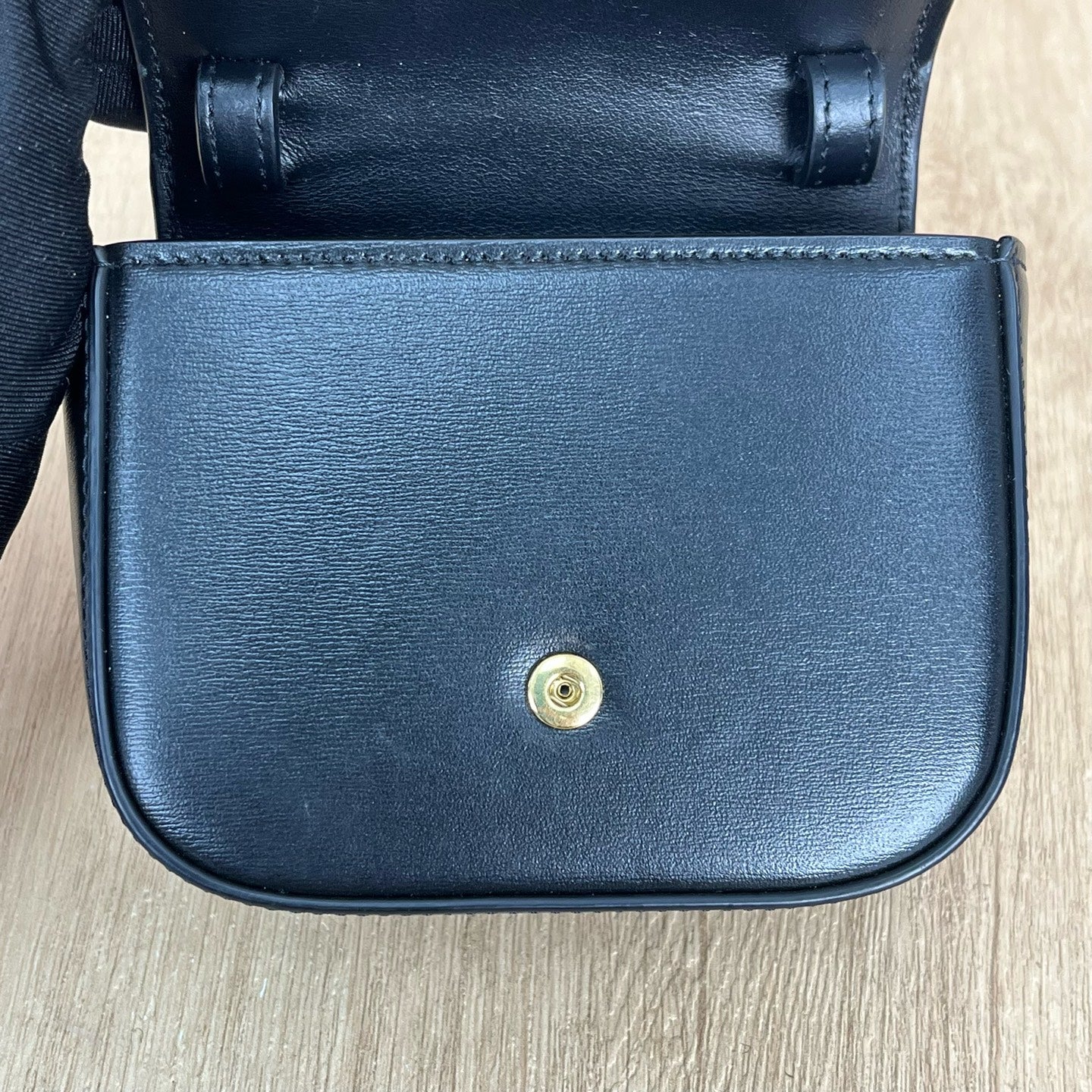Celine TRIOMPHE Mini Glossy Calfskin Handbag 10I513DPV.38NO