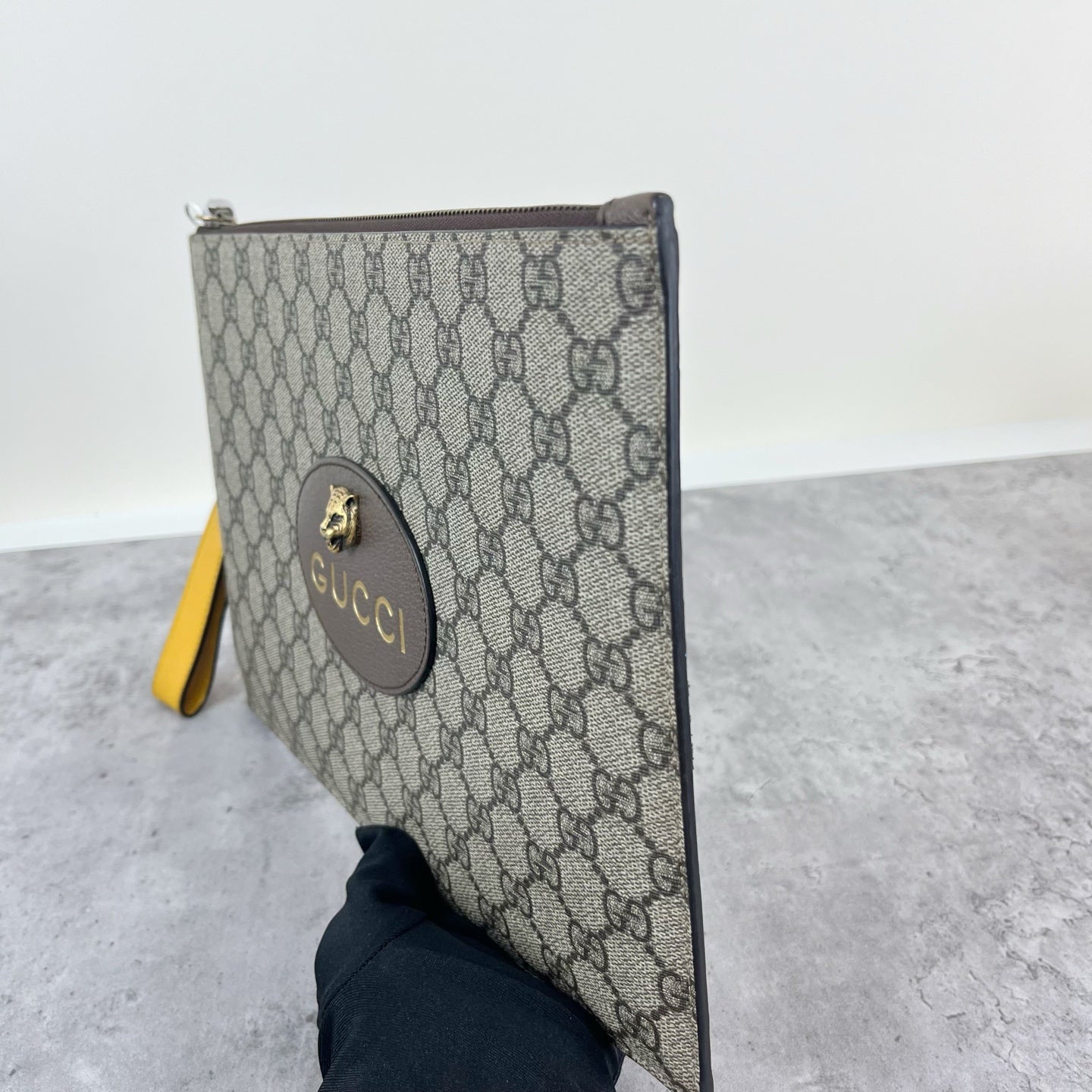 Gucci Neo Vintage GG Supreme canvas clutch bag Canvas Yellow Clutch 473956 K9GOT 8861