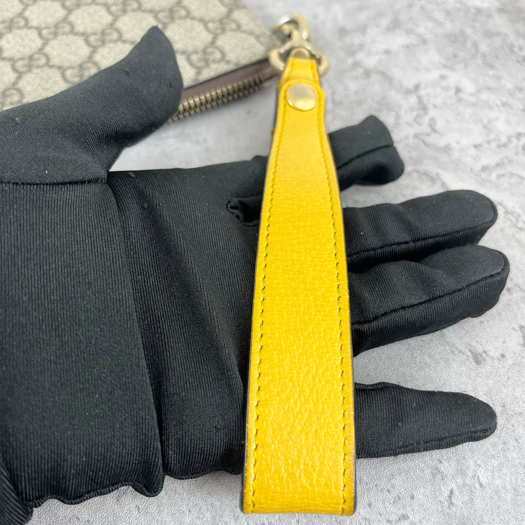 Gucci Neo Vintage GG Supreme canvas clutch bag Canvas Yellow Clutch 473956 K9GOT 8861