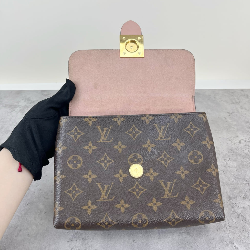 Louis Vuitton Pink M44080