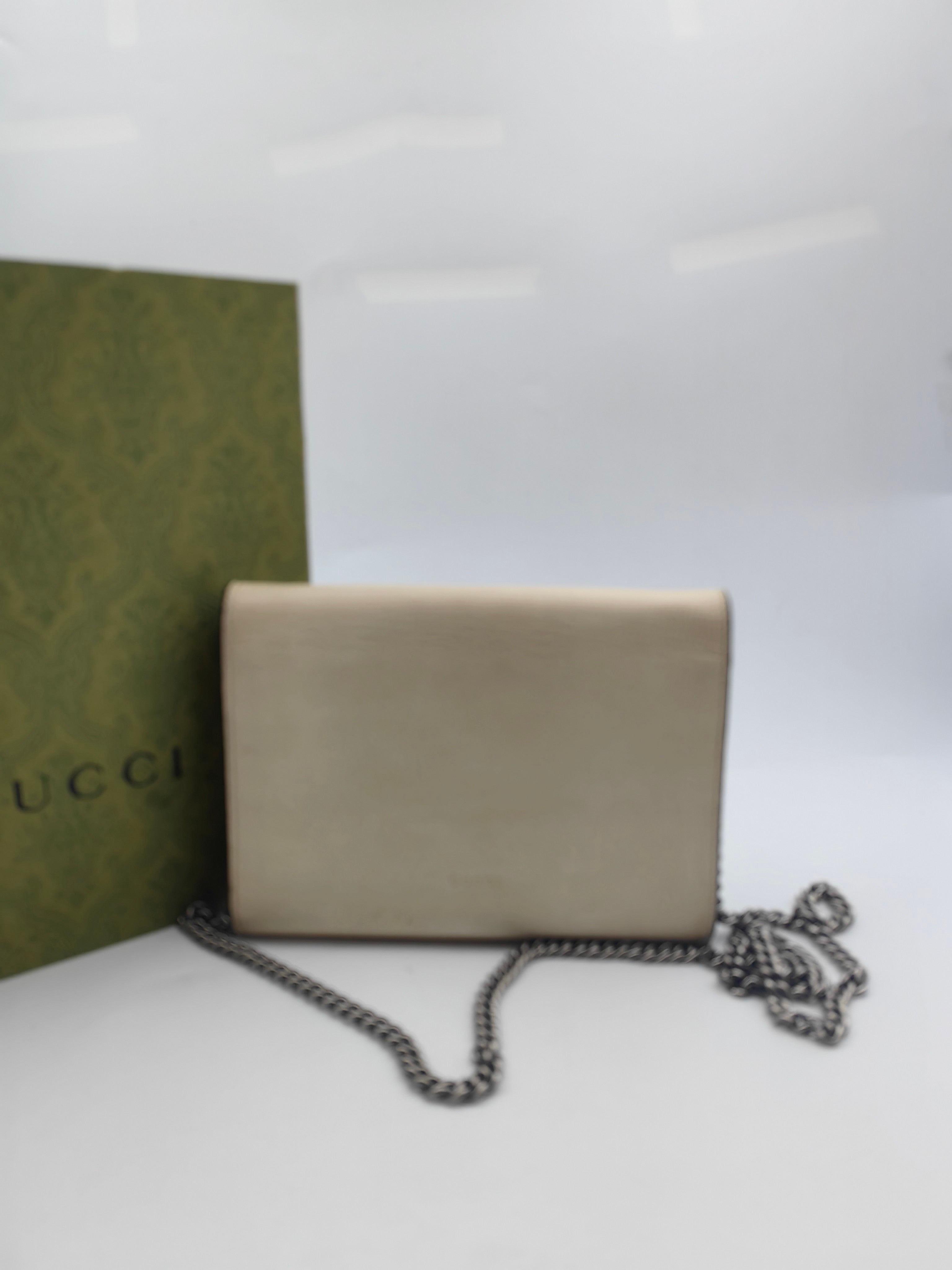 Gucci White