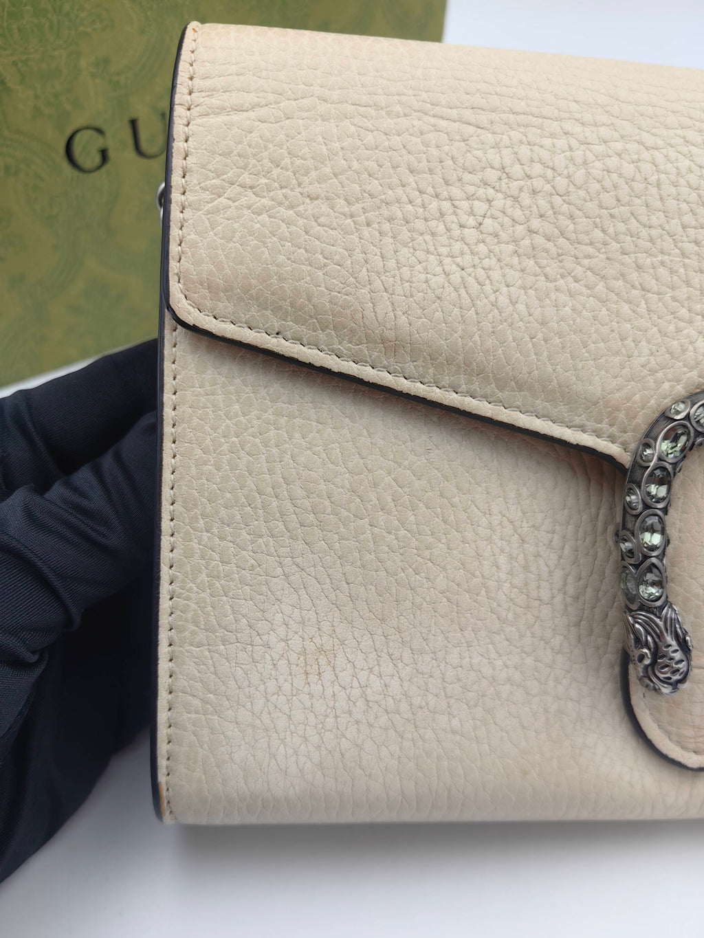 Gucci White