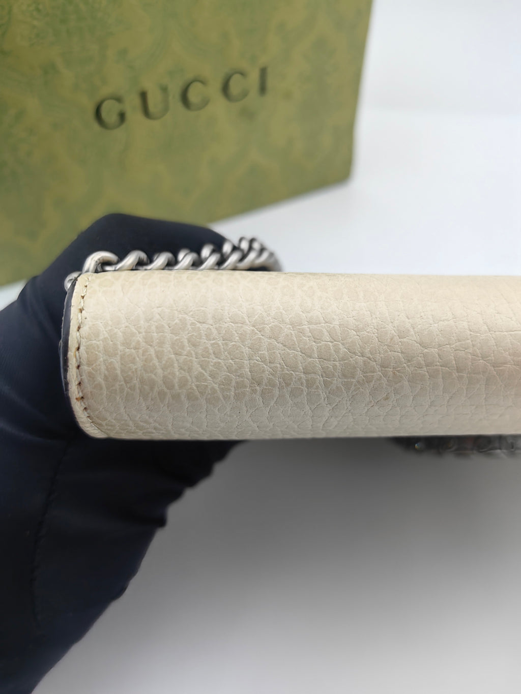 Gucci White