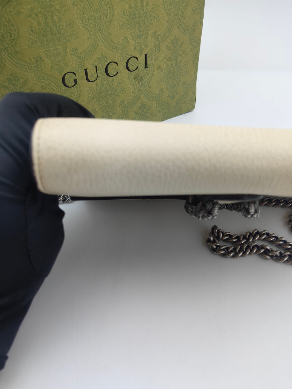 Gucci White