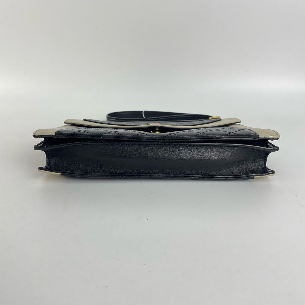 Saint laurent Shoulder Bag