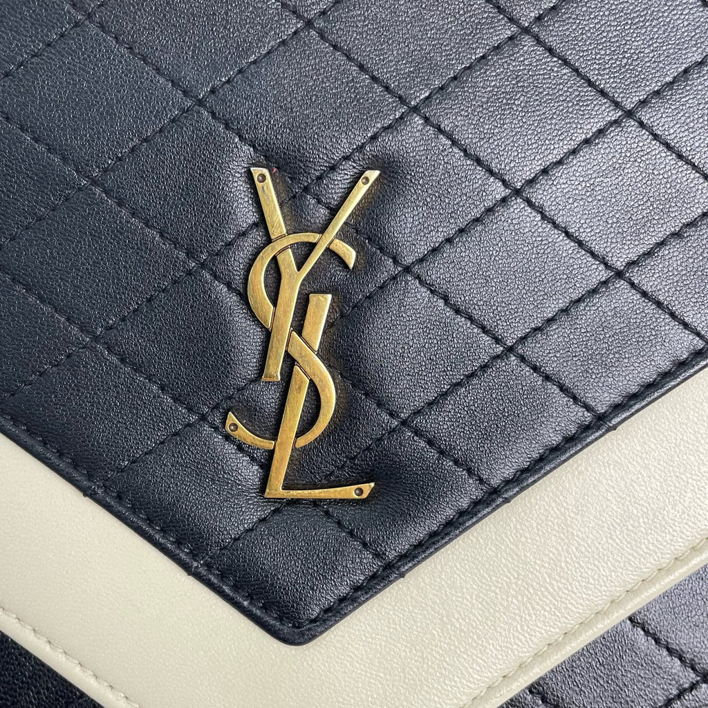 Saint laurent Shoulder Bag