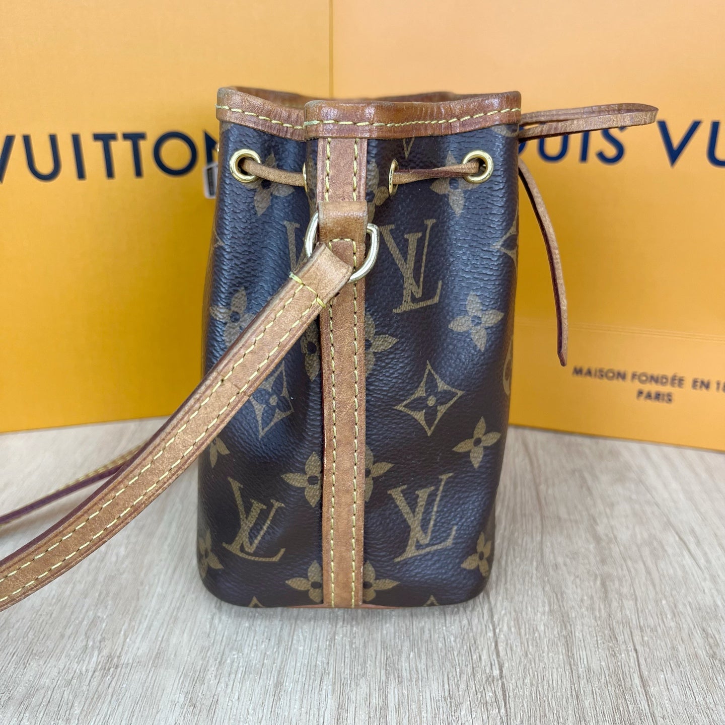 Louis Vuitton Brown Bucket & Drawstring Bag M41346