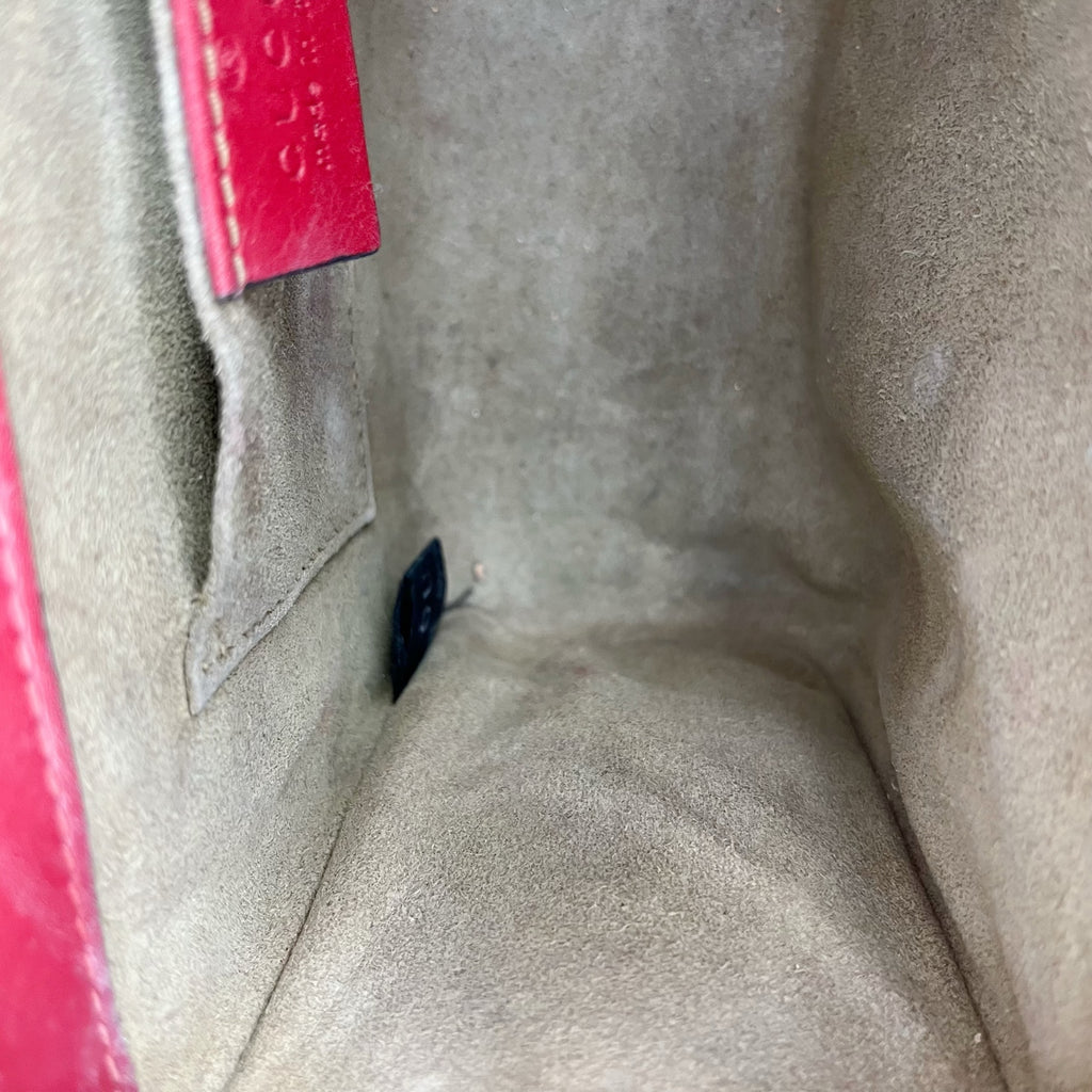 Gucci Red 409487KLQIG9784