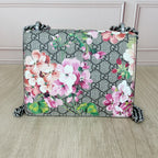 Gucci 421970KU23N8693