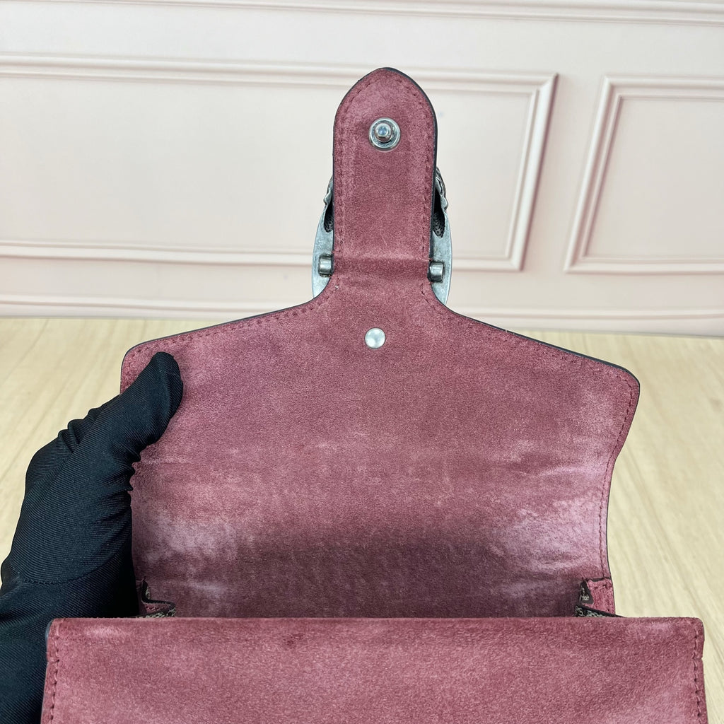 Gucci 421970KU23N8693