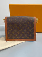 Louis Vuitton Messenger Bag M44391