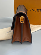 Louis Vuitton Messenger Bag M44391