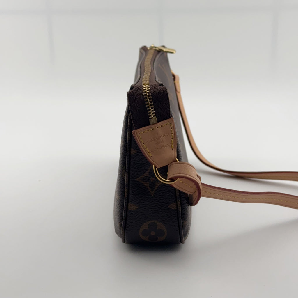 Louis Vuitton M62256