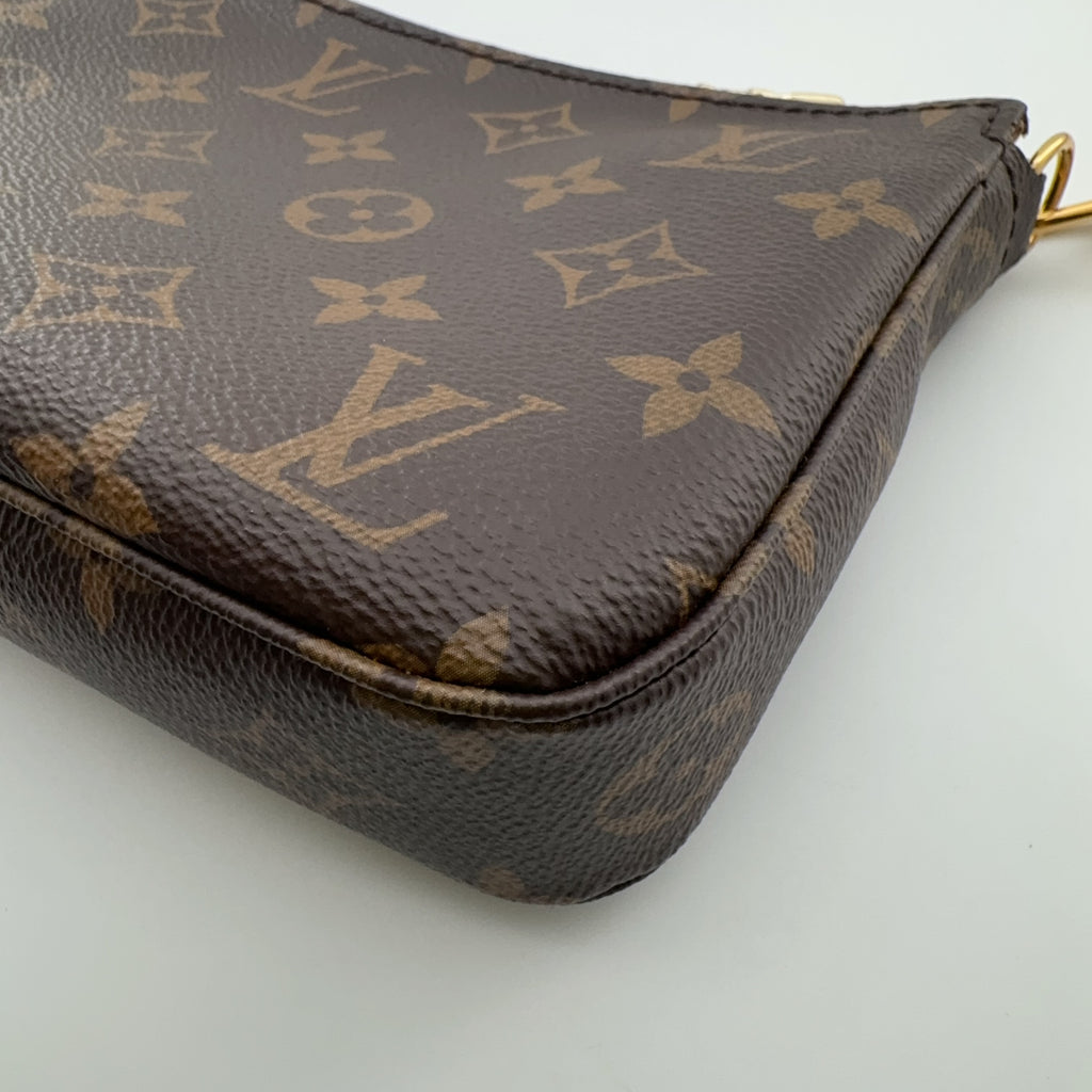 Louis Vuitton M62256