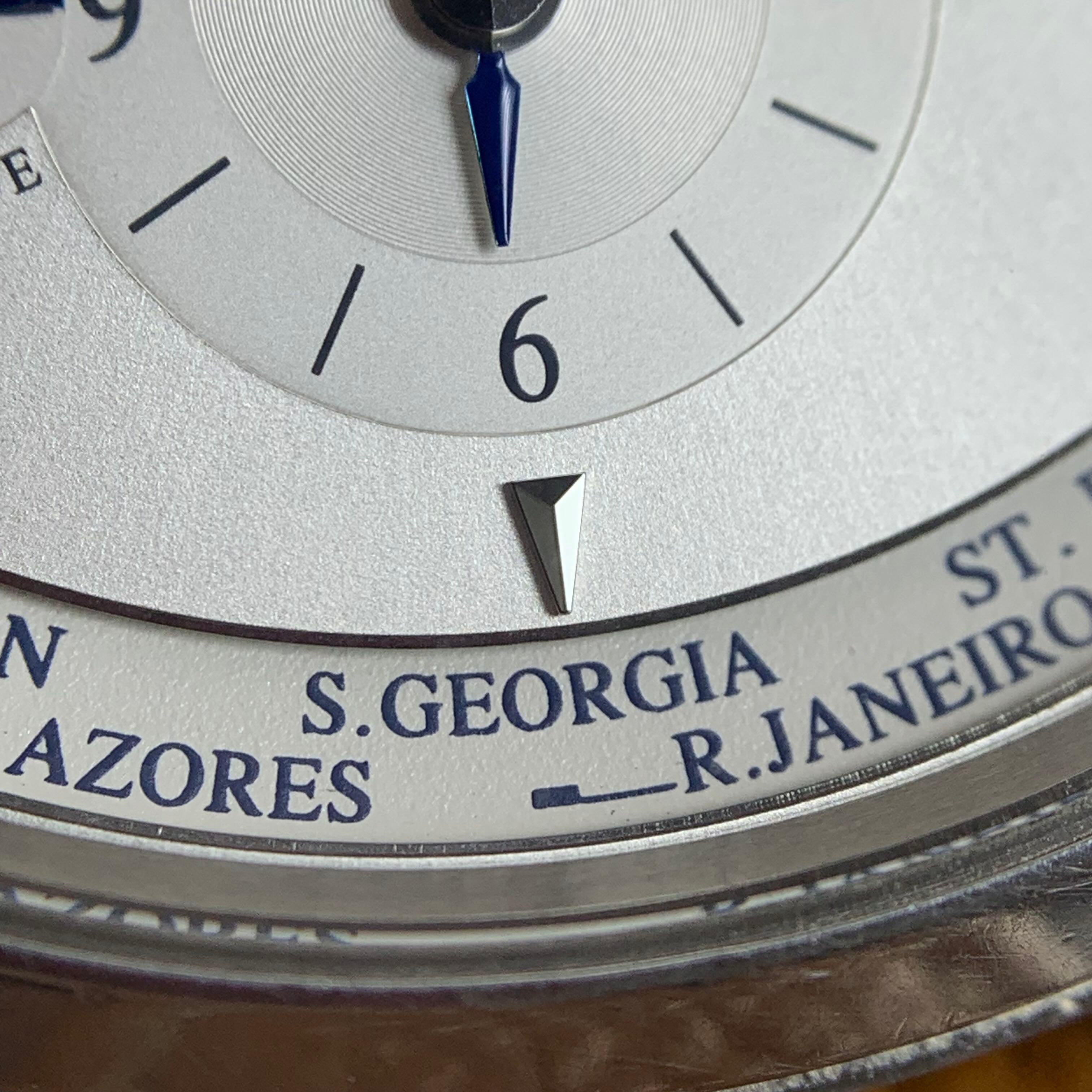 Jaeger LeCoultre Master Control Master Series Watch 40 millimeters Q4128420