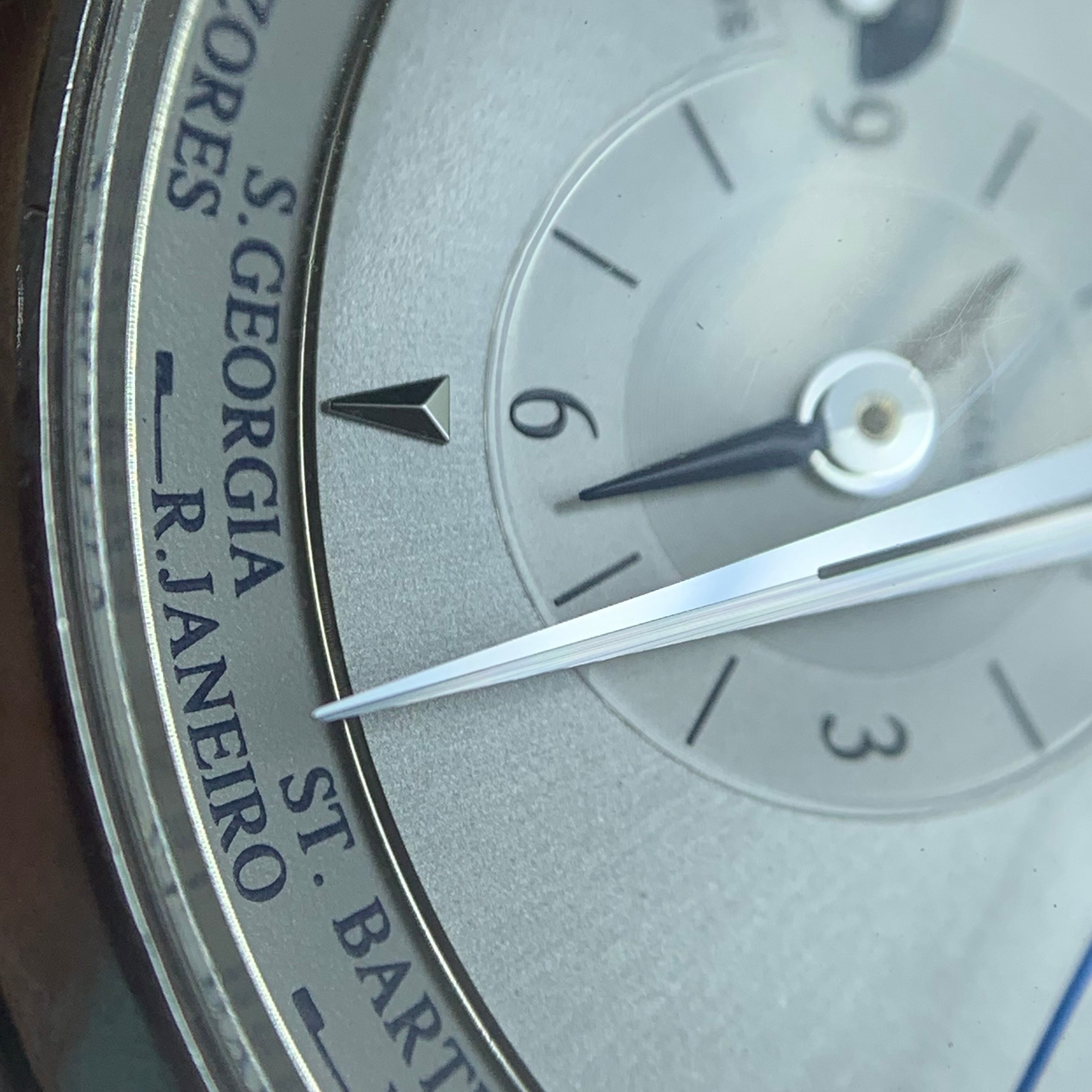 Jaeger LeCoultre Master Control Master Series Watch 40 millimeters Q4128420