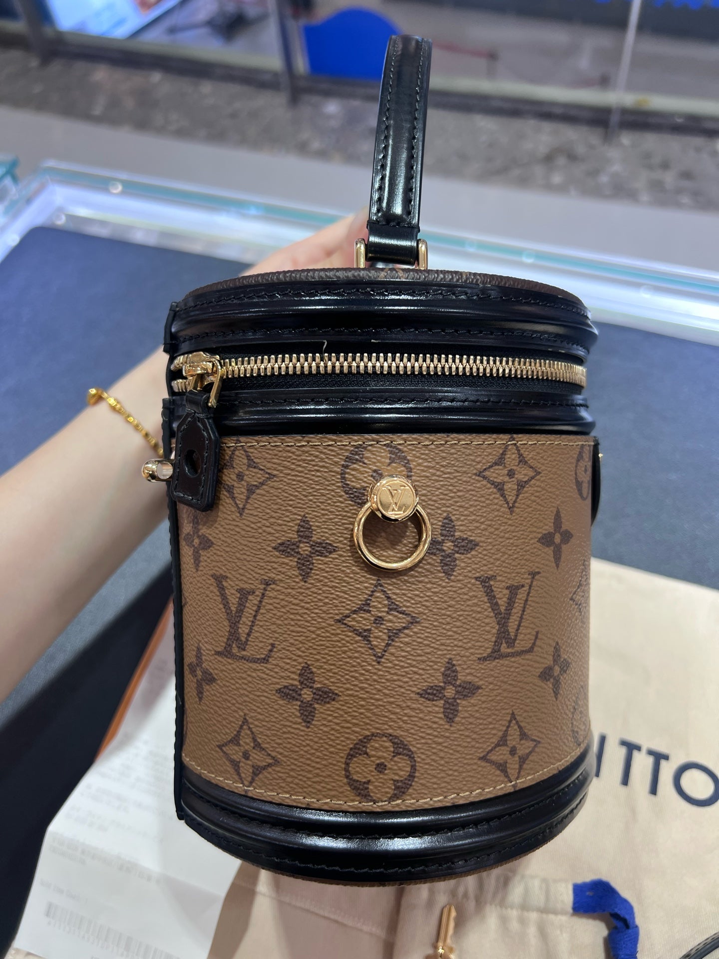Louis Vuitton Cannes M43986