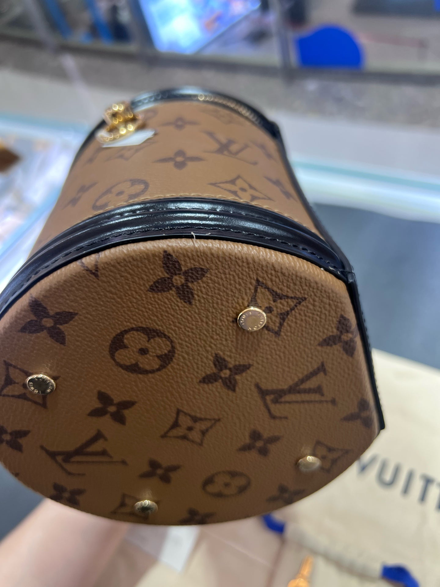 Louis Vuitton Cannes M43986