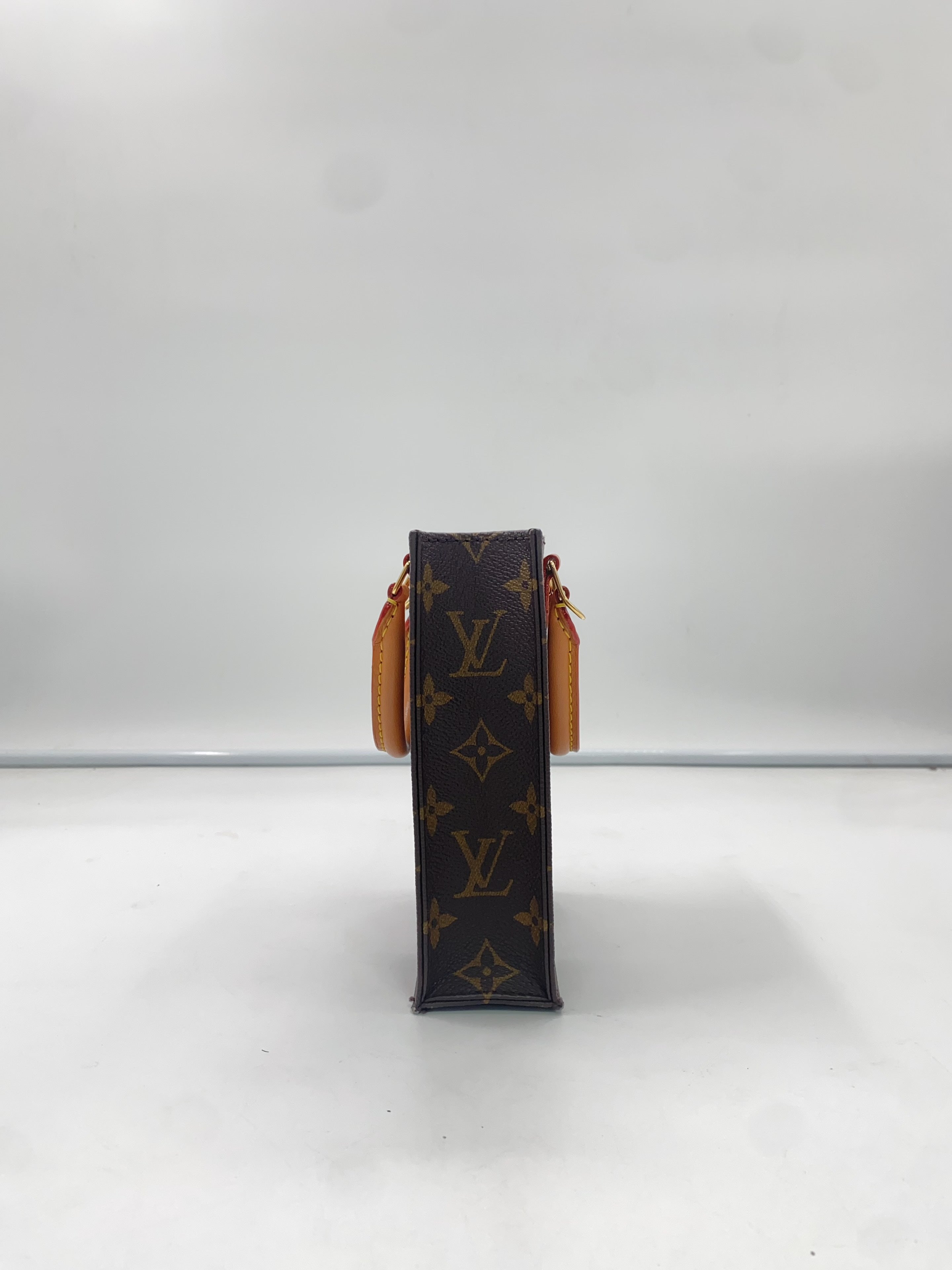 Louis Vuitton Crossbody