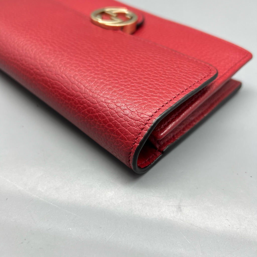 Gucci Red