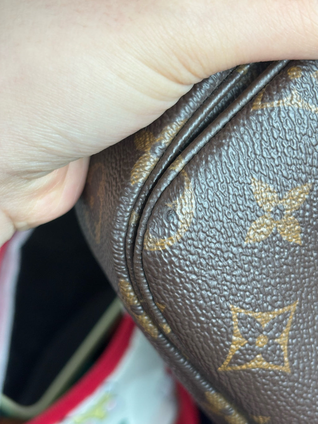 Louis Vuitton Messenger Bag