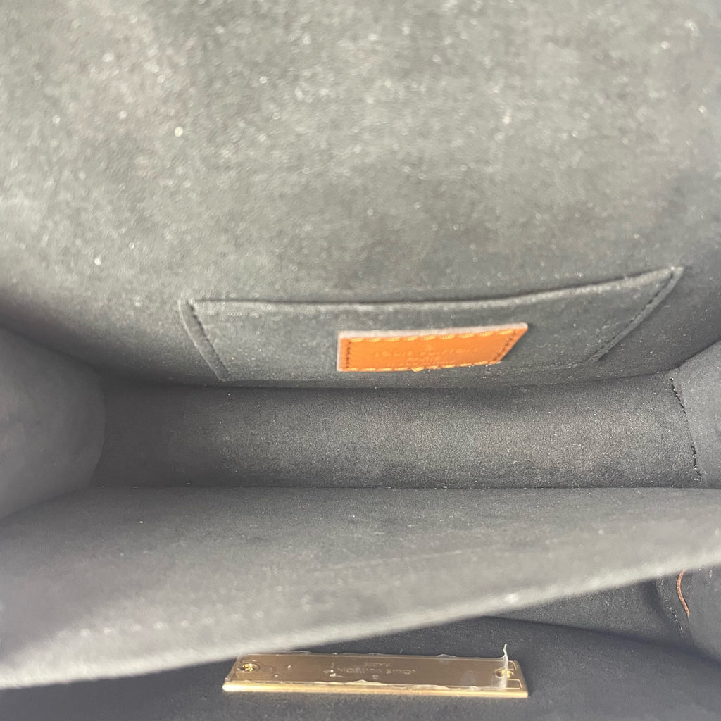Louis Vuitton Shoulder Bag