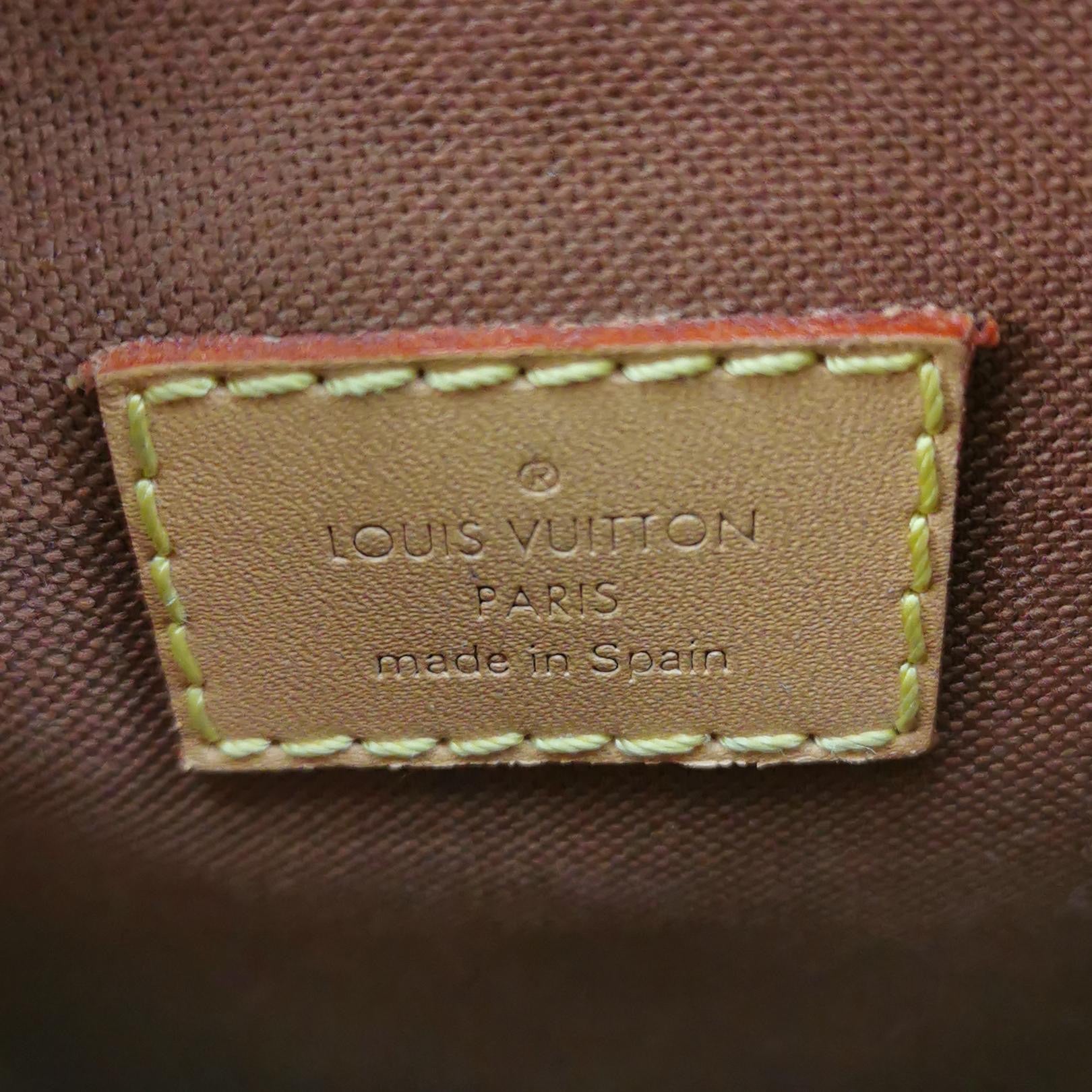 Louis Vuitton Fold Me M80874