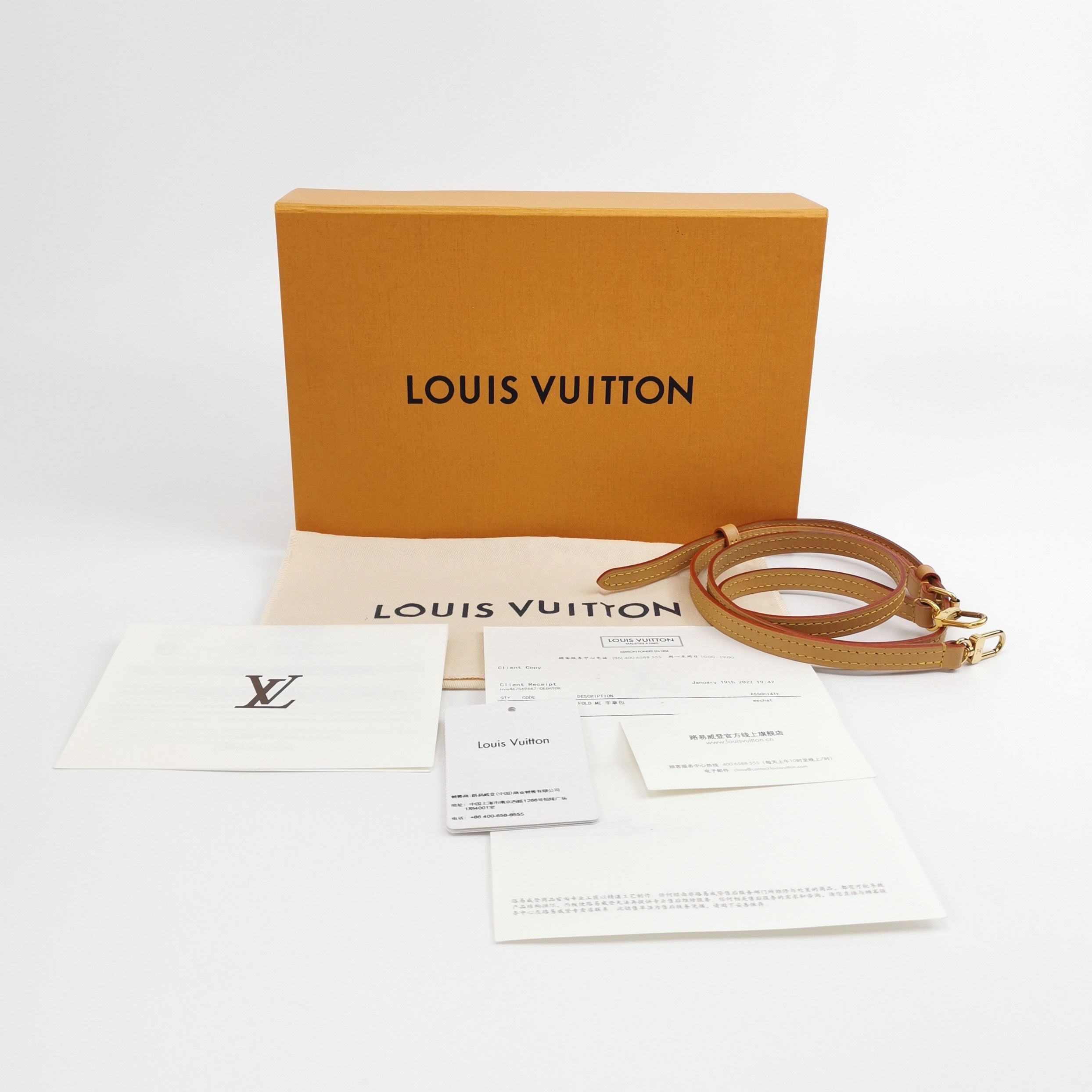 Louis Vuitton Fold Me M80874