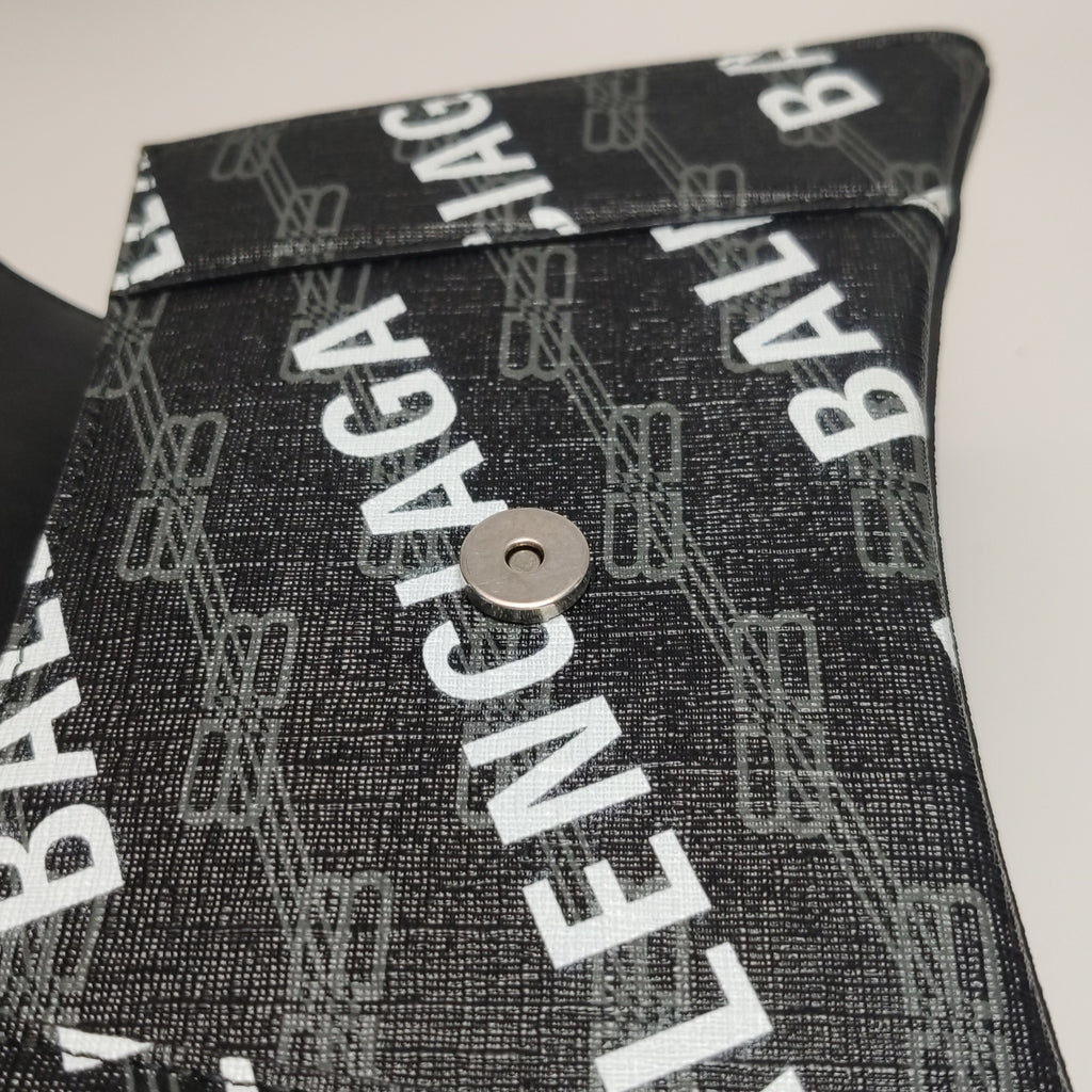 Balenciaga Black Crossbody 593546210H81060