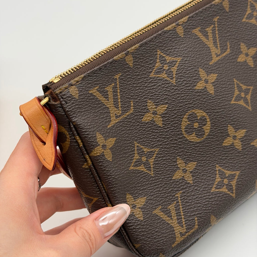 Louis Vuitton Canvas Shoulder Bag