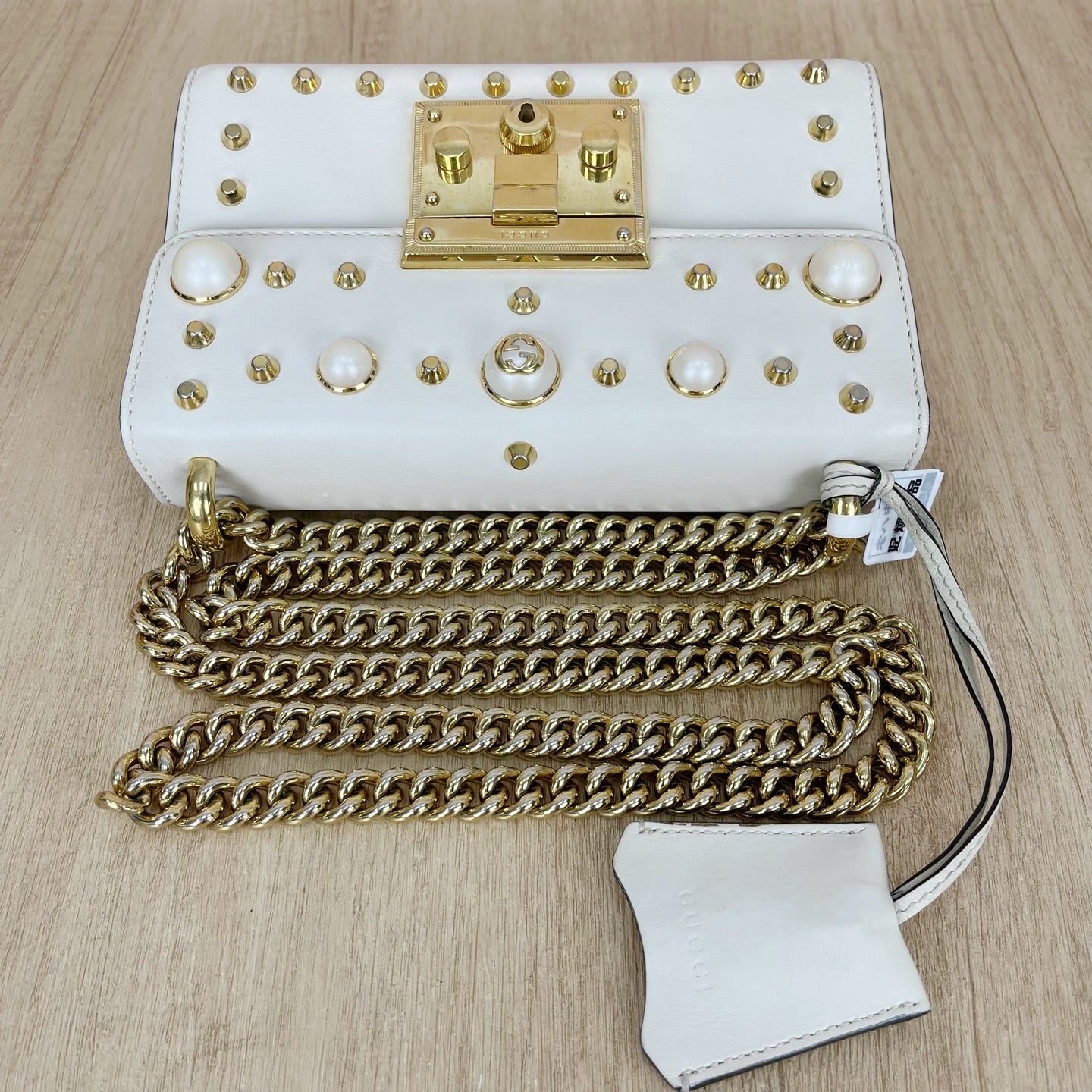 Gucci White