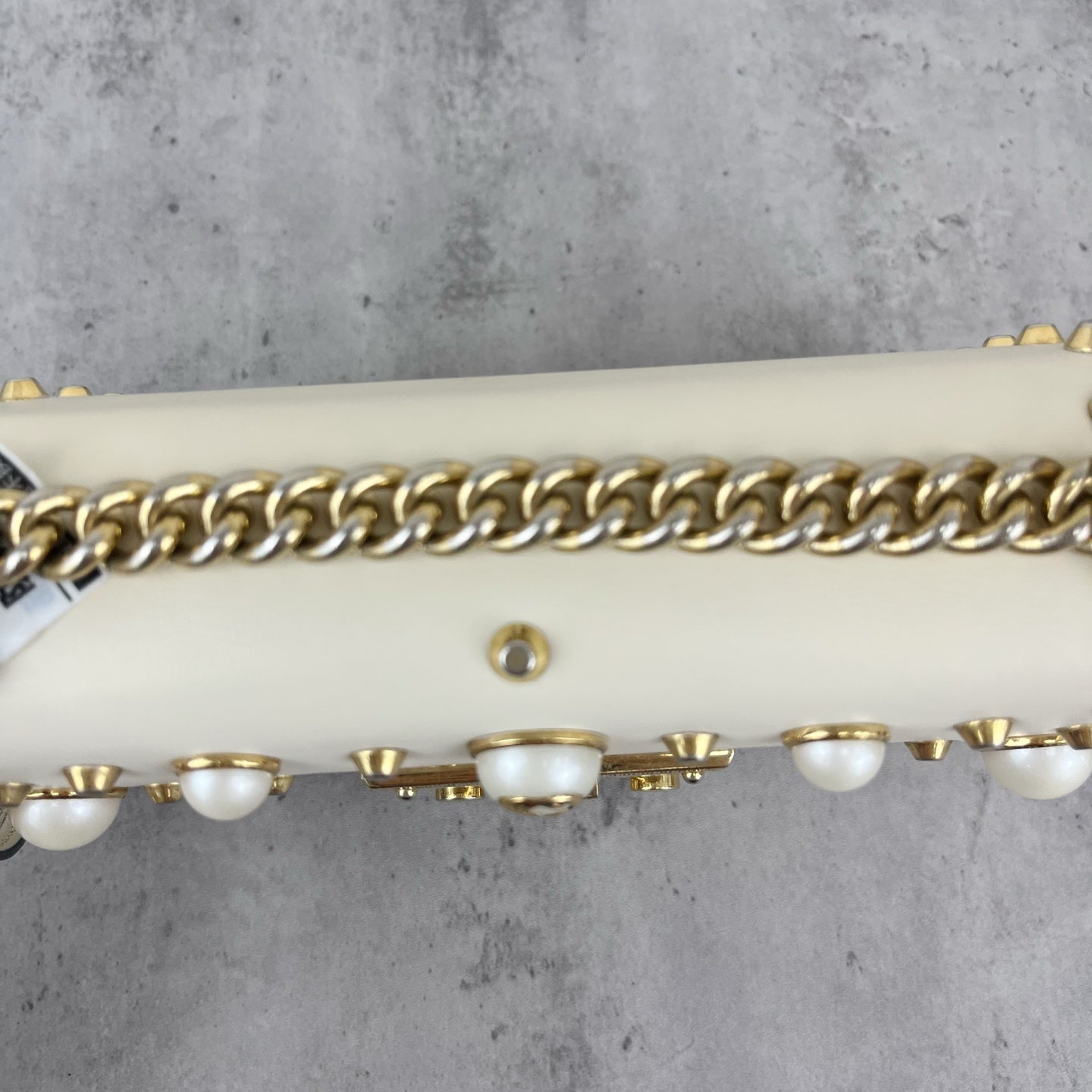 Gucci White