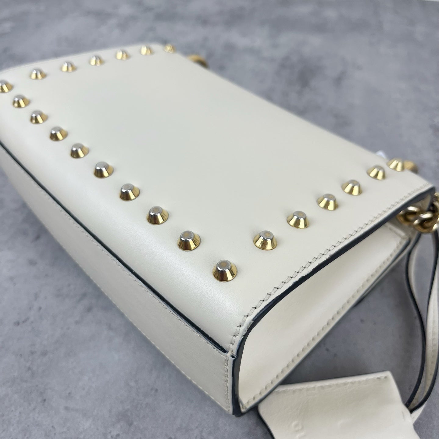 Gucci White