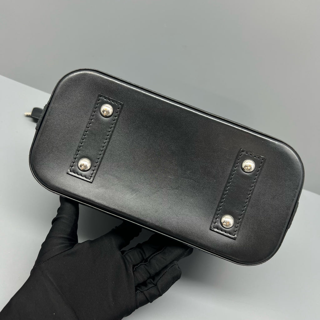 Louis Vuitton Black