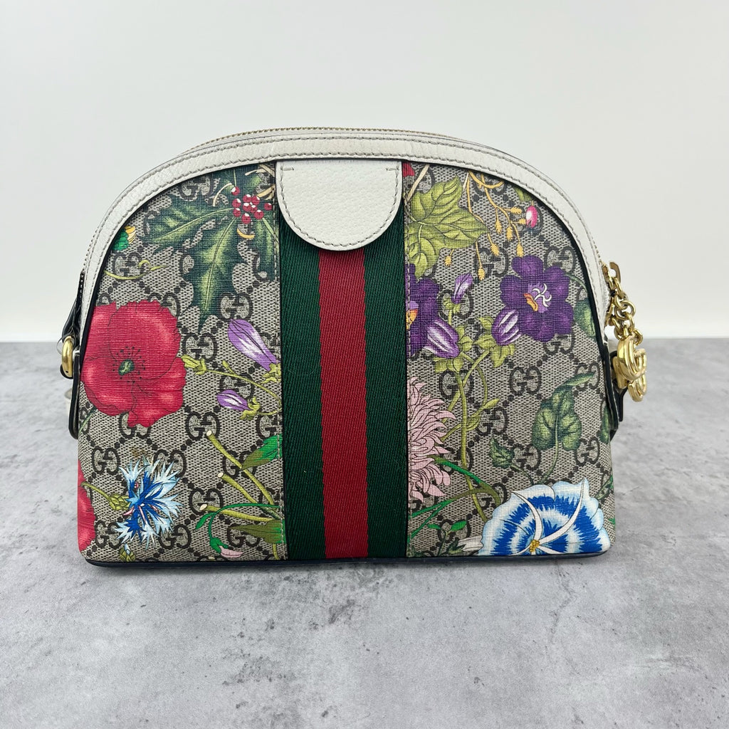 Gucci 499621-HV8AC-9759