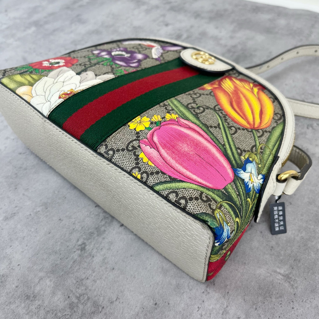 Gucci 499621-HV8AC-9759