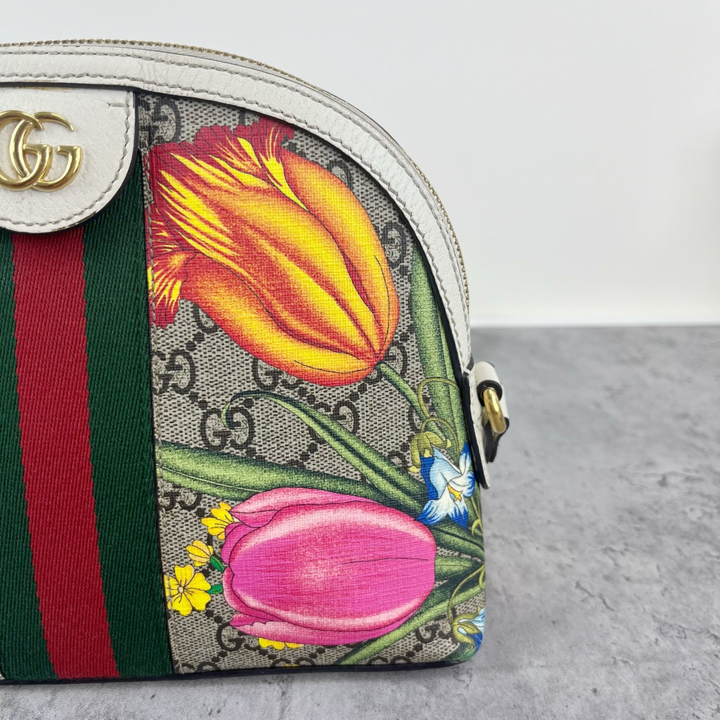 Gucci 499621-HV8AC-9759