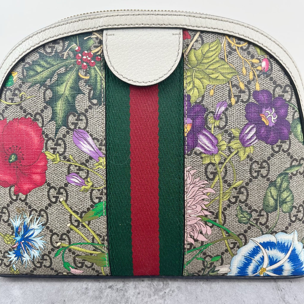 Gucci 499621-HV8AC-9759