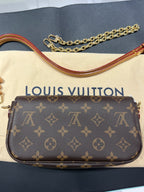 Louis Vuitton Wallet On Chain Ivy Canvas M81911