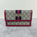 Gucci Red 4760799I6QT8540