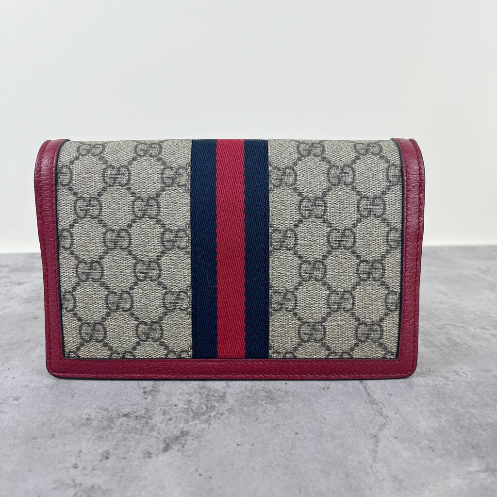 Gucci Red 4760799I6QT8540
