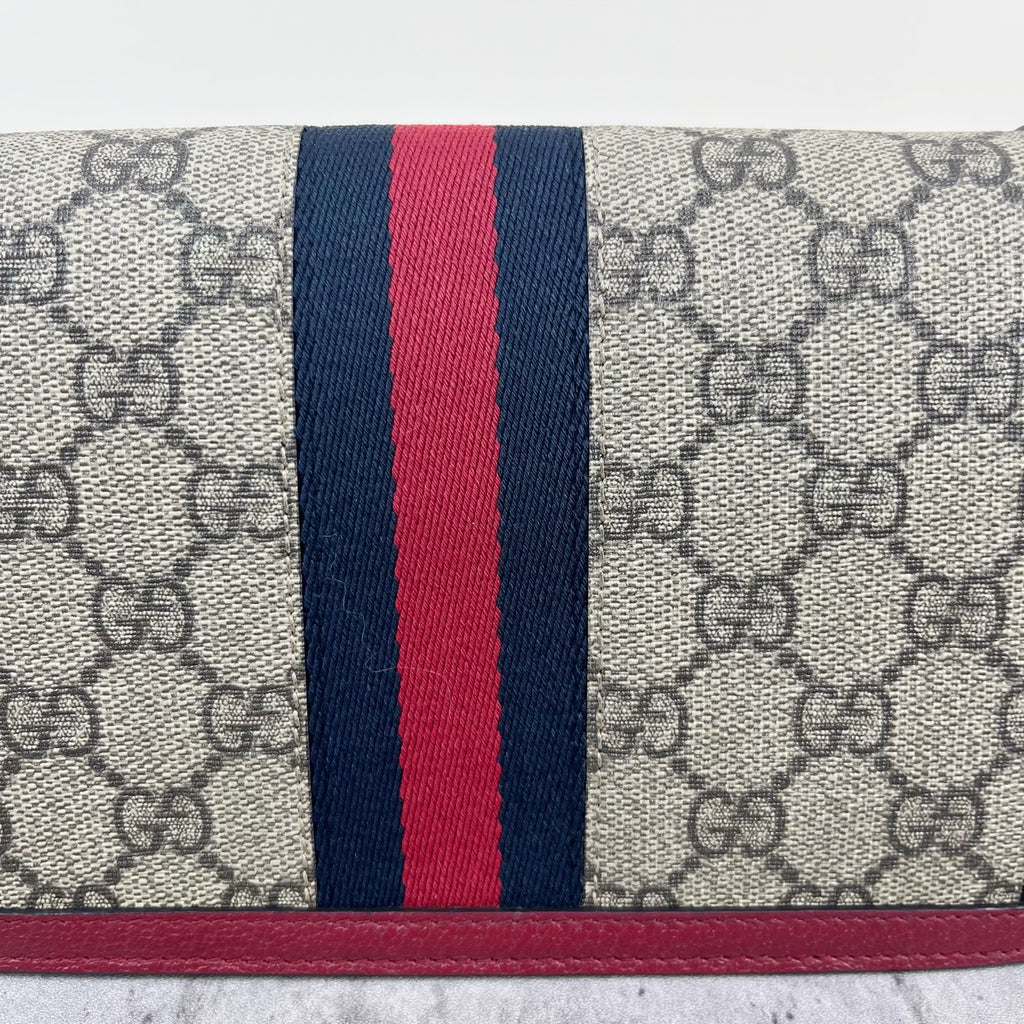Gucci Red 4760799I6QT8540