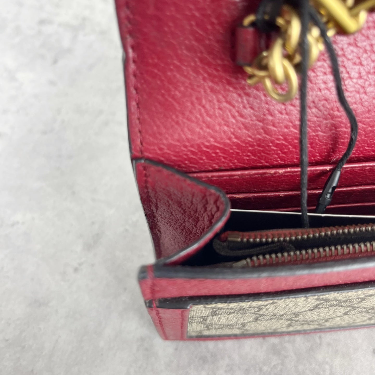 Gucci Red 4760799I6QT8540